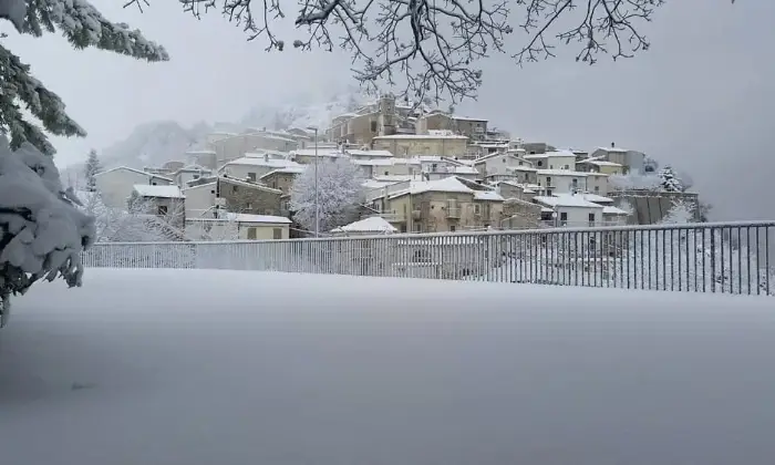 Rexer-Montelapiano-A-Val-dI-Sangro-CENTRO-ABRUZZO-slm-VENDESIAFFITTASI-Altro