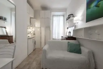 Rexer-Milano-Appartamento-a-Moscova-brevi-periodi-CAMERA-DA-LETTO