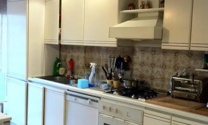 Rexer-Roma-Quart-semicentr-signor-resid-privato-CUCINA
