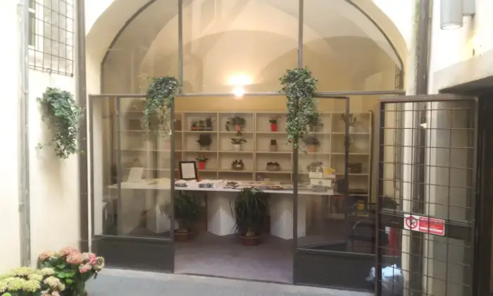 Rexer-Arezzo-PRESTIGIOSI-LOCALI-AD-USO-COMMERCIALE-UFFICI-ESPOSITIVO-ALTRO