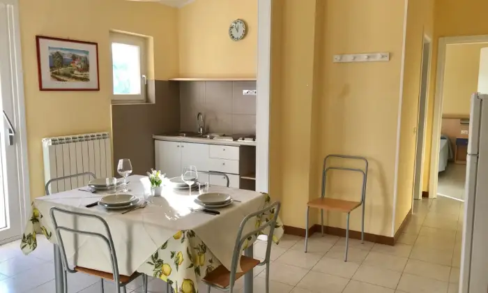 Rexer-Costermano-Appartamento-con-piscina-a-Costermano-CUCINA