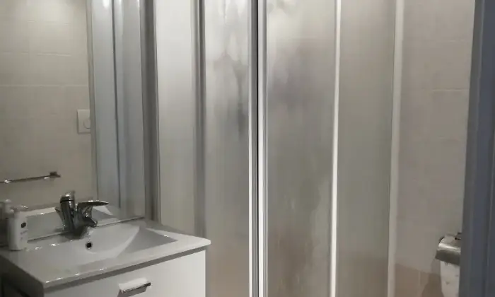 Rexer-Bologna-Attico-totalmente-arredato-NUOVO-BAGNO
