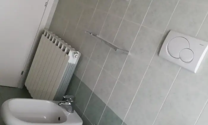 Rexer-Bologna-Attico-totalmente-arredato-NUOVO-BAGNO
