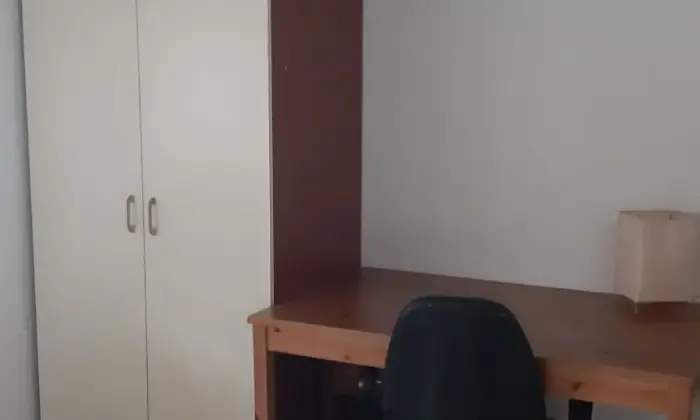 Rexer-Pescara-Affittasi-camera-singola-in-appartamento-di-recente-costruzione-CAMERA-DA-LETTO