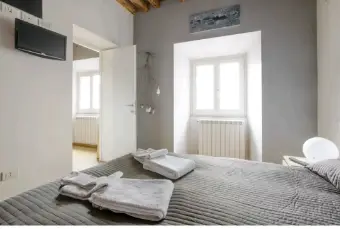 Rexer-Roma-Appartamento-zona-Campo-de-Fiori-CAMERA-DA-LETTO