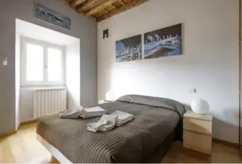Rexer-Roma-Appartamento-zona-Campo-de-Fiori-CAMERA-DA-LETTO
