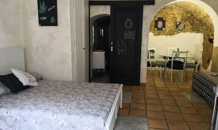 Rexer-Modica-Affittasi-monolocale-nel-cuore-di-Modica-bassa-lappartamento-dotato-di-ogni-confort-aff