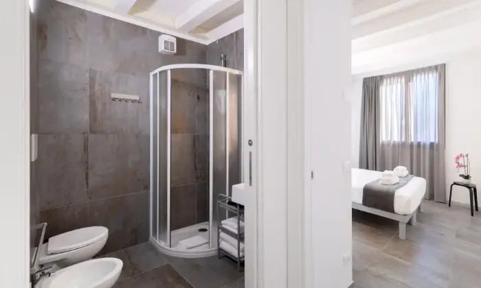 Rexer-Venezia-Affitto-Brevi-periodi-BAGNO