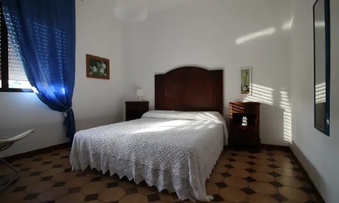 Rexer-Ragusa-Villa-posti-letto-Marina-di-Ragusa-Casa-Vacanze-CAMERA-DA-LETTO