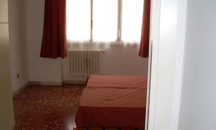 Rexer-Roma-UNI-CATTOLICAOSPEDALE-GEMELLI-signorile-CAMERA-DA-LETTO