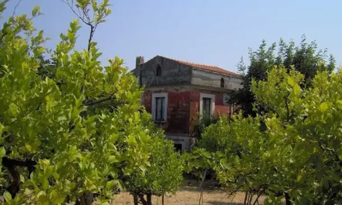 Rexer-Rodi-Garganico-Rustico-Casale-in-contrada-mascherizza-Rodi-Garganico-ALTRO