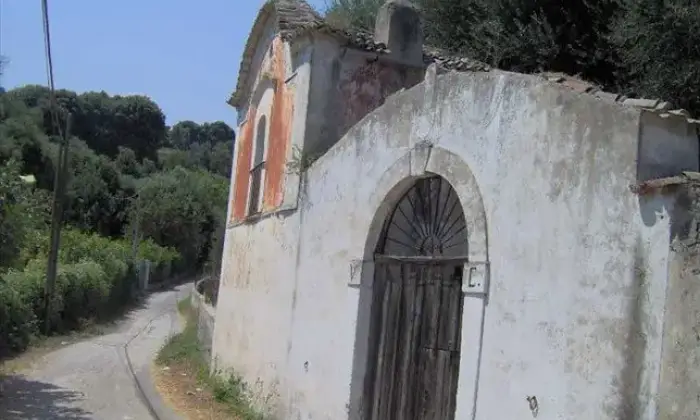 Rexer-Rodi-Garganico-Rustico-Casale-in-contrada-mascherizza-Rodi-Garganico-ALTRO
