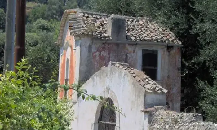 Rexer-Rodi-Garganico-Rustico-Casale-in-contrada-mascherizza-Rodi-Garganico-ALTRO