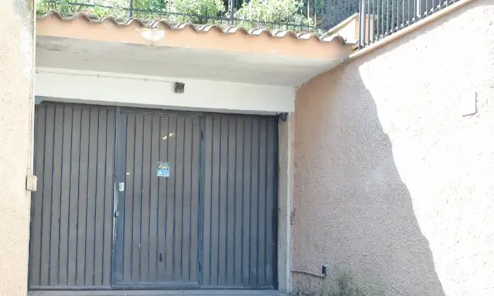 Rexer-Roma-APPARTAMENTO-vicino-OSPEDALE-BAMBIN-GESU-e-GEMELLI-con-PARCHEGGIO-GARAGE