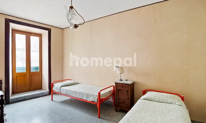 Rexer-Proceno-Casa-Storica-nel-Borgo-di-Proceno-con-Cantina-e-Terrazza-Panoramica-CAMERA-DA-LETTO