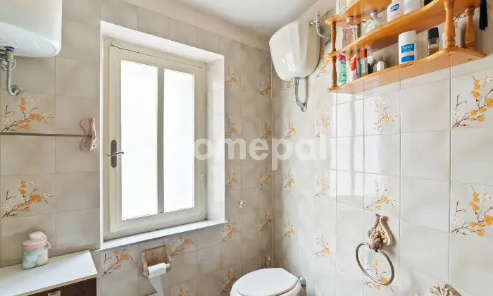 Rexer-Proceno-Casa-Storica-nel-Borgo-di-Proceno-con-Cantina-e-Terrazza-Panoramica-BAGNO