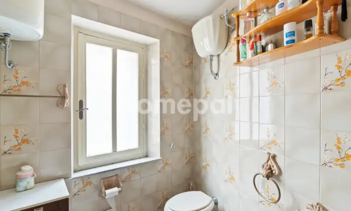 Rexer-Proceno-Graziosa-casa-indipendente-nel-suggestivo-Borgo-di-Proceno-BAGNO