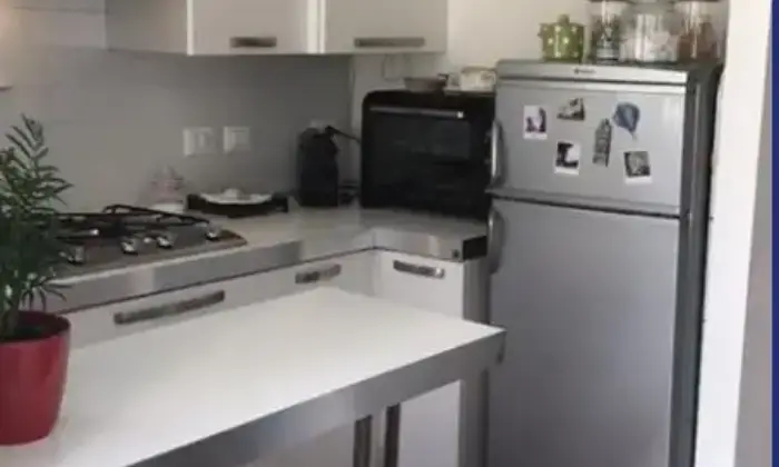 Rexer-Milano-Grazioso-Bilocale-Mi-centro-balconi-CUCINA