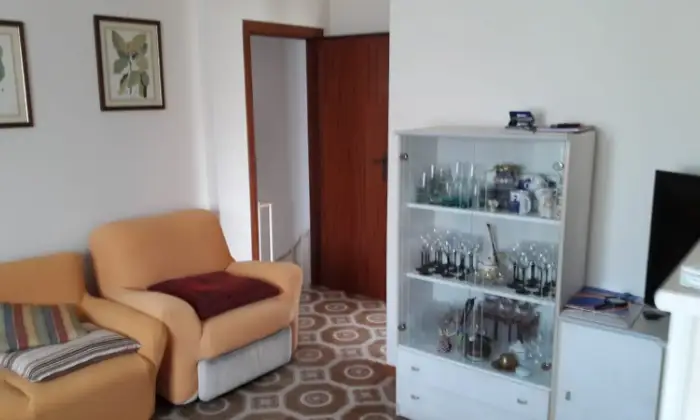 Rexer-Lucca-Affitto-appartamento-vani-Lido-di-Camaiore-SALONE