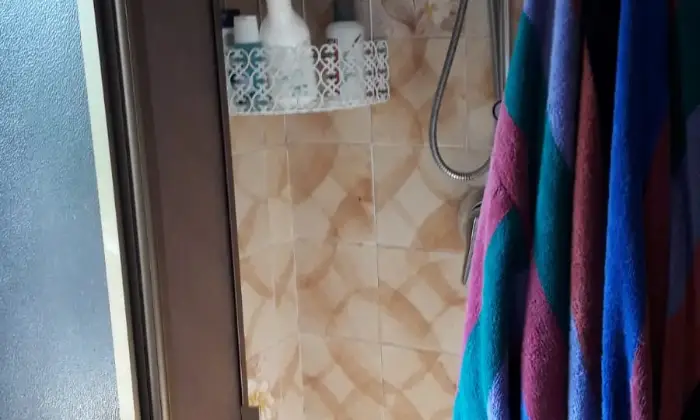 Rexer-Lucca-Affitto-appartamento-vani-Lido-di-Camaiore-BAGNO