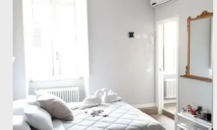 Rexer-Roma-LUXURY-APARTMENT-CAMERA-DA-LETTO