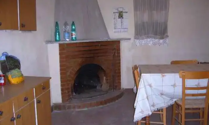 Rexer-Cerchiara-di-Calabria-Cerchiar-di-calabria-casolare-con-terreno-ulivetato-vendo-CUCINA