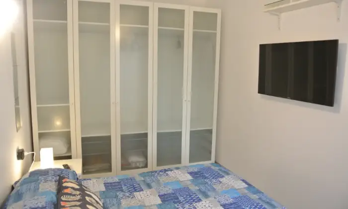 Rexer-Milano-Appartamento-di-fronte-Ospedale-San-Raffaele-CAMERA-DA-LETTO