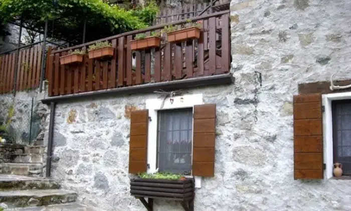 Rexer-Ardenno-Rustico-Casale-in-Vendita-in-zona-Pilasco-ALTRO