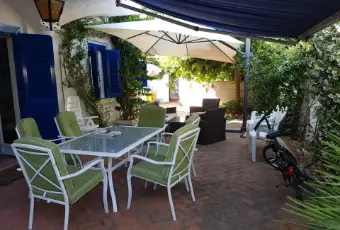 Rexer-Terracina-Casa-vacanze-a-mt-dal-mare-GIARDINO