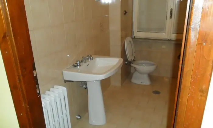 Rexer-Ceccano-APPARTAMENTO-ARREDATO-BAGNO