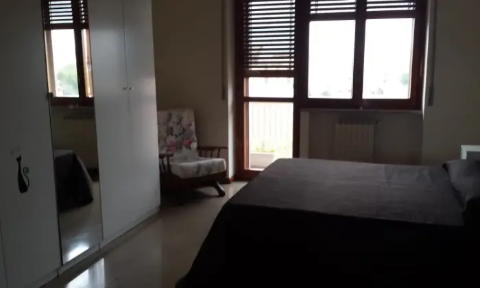 Rexer-Pescara-Luminoso-quadrilocale-nel-centro-di-pescara-CAMERA-DA-LETTO