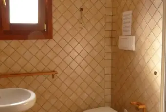 Rexer-San-Teodoro-San-Teodoro-appartamento-con-splendida-vista-mare-BAGNO