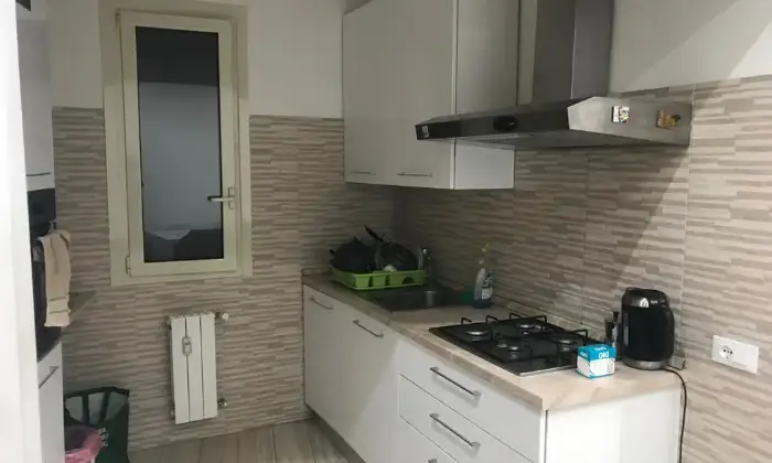 Rexer-Roma-Stanza-singola-Roma-San-Giovanni-CUCINA