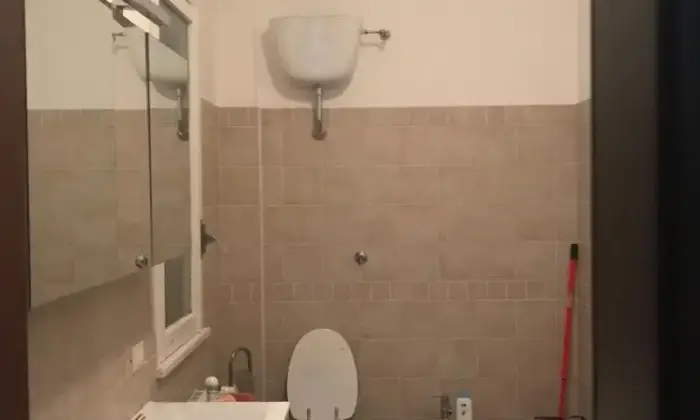 Rexer-Roma-Stanza-singola-Roma-San-Giovanni-BAGNO