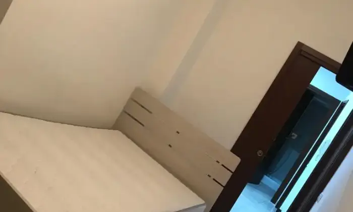 Rexer-Roma-Stanza-singola-Roma-San-Giovanni-CAMERA-DA-LETTO