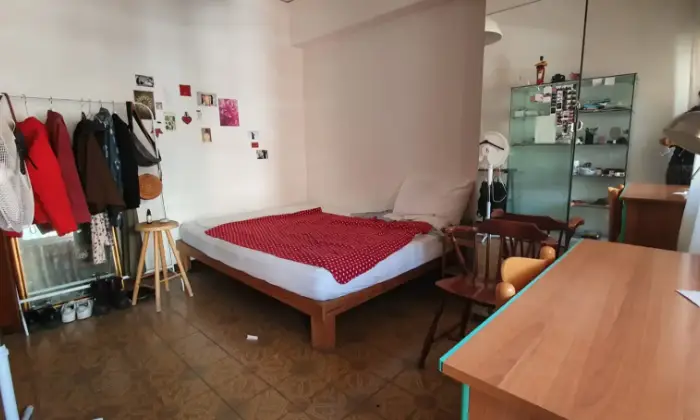 Rexer-Roma-Camere-e-posti-letto-Tiburtina-CAMERA-DA-LETTO