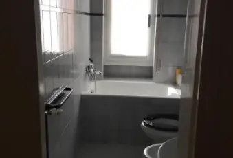 Rexer-Milano-Affitto-appartamento-di-metri-quadri-BAGNO