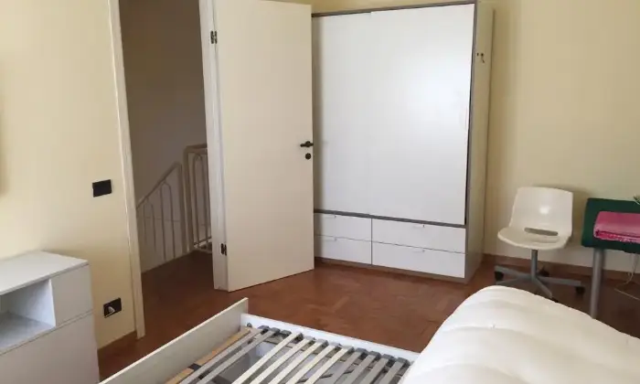Rexer-Milano-Affitto-appartamento-di-metri-quadri-CAMERA-DA-LETTO