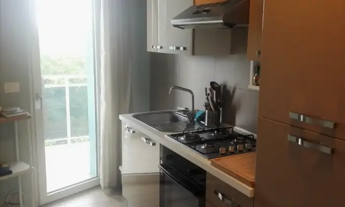Rexer-Chieti-Stanze-a-Chieti-Scalo-CUCINA