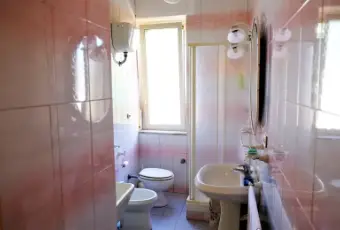 Rexer-Cercola-Trilocale-arredato-Cercola-centro-BAGNO