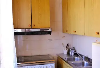 Rexer-Cercola-Trilocale-arredato-Cercola-centro-CUCINA