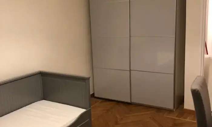 Rexer-Torino-AFFITTO-INTERO-ALLOGGIO-STANZE-SINGOLE-E-BAGNI-STUDENTI-POLITECNICO-ECONOMIA-MEDICINA-CAMERA-DA-LETTO