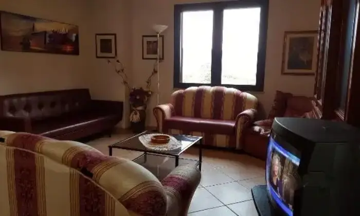 Rexer-Cardedu-Vacanze-super-in-villa-lussuosa-con-giardino-SALONE