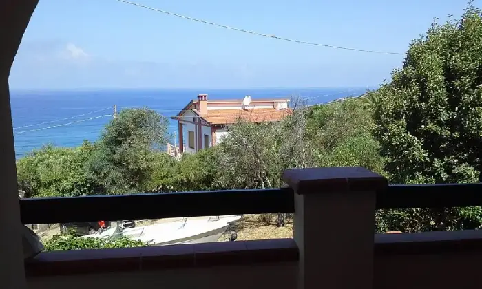 Rexer-Arbus-APPARTAMENTO-CON-BELLISSIMA-VISTA-MARE-BALCONE