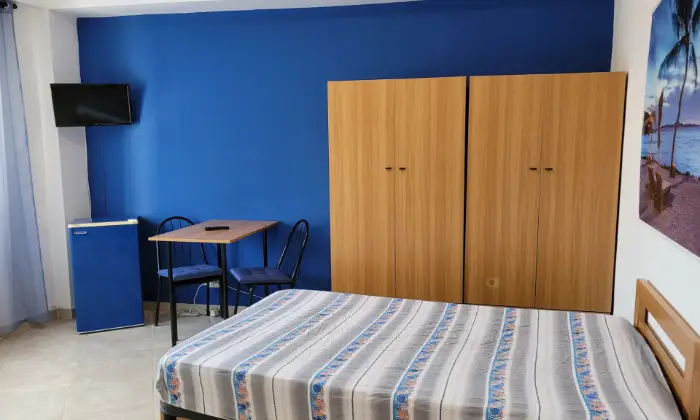Rexer-Reggio-di-Calabria-Monolocale-stanza-in-affitto-a-Reggio-Calabria-CAMERA-DA-LETTO