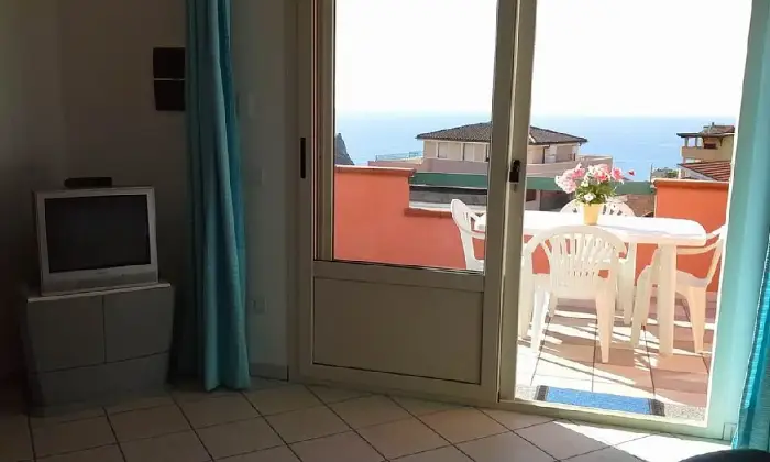 Rexer-Buggerru-APPARTAMENTO-SIGNORILE-CON-INCANTEVOLE-VISTA-SUL-MARE-ANCHE-DALLINTERNO-SALONE