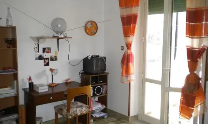Rexer-Palermo-Affitto-stanze-a-studentesse-CAMERA-DA-LETTO