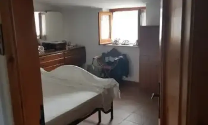 Rexer-Formia-Mansarda-in-via-Carusi-e-Petrosi-Formia-CAMERA-DA-LETTO