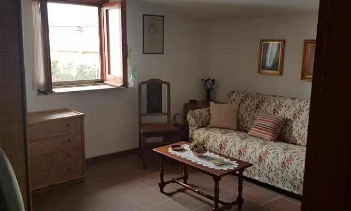 Rexer-Formia-Mansarda-in-via-Carusi-e-Petrosi-Formia-CAMERA-DA-LETTO