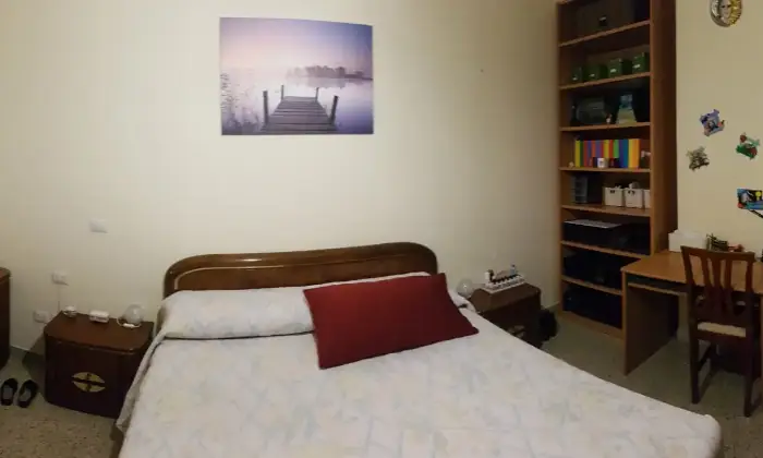 Rexer-Roma-Stanza-fittasi-CAMERA-DA-LETTO